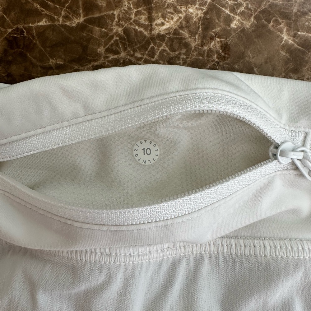 Lululemon Run Speed Short 2.5 - image 3